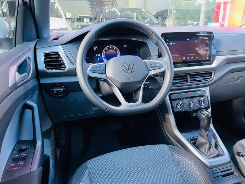 VOLKSWAGEN - T-CROSS - 2024/2025 - Branca - R$ 129.990,00