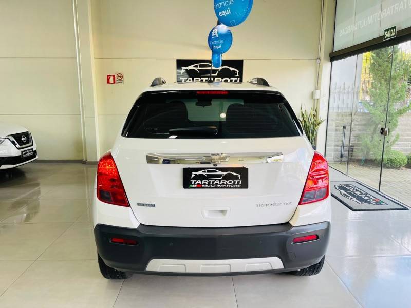 CHEVROLET - TRACKER - 2015/2015 - Branca - R$ 70.990,00