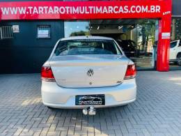 VOLKSWAGEN - VOYAGE - 2011/2012 - Prata - R$ 31.990,00