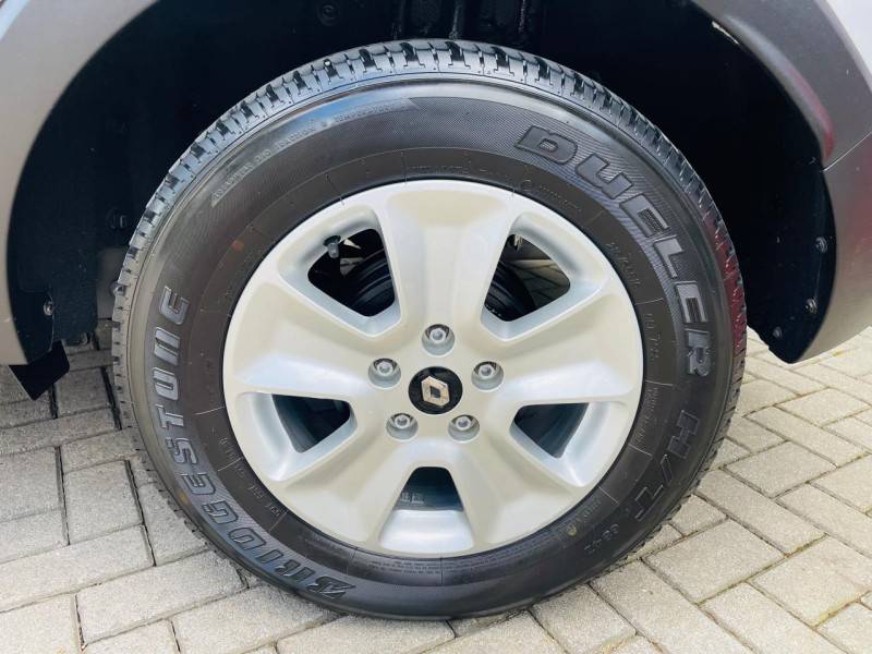 RENAULT - CAPTUR - 2019/2020 - Prata - R$ 74.990,00