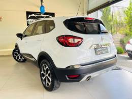 RENAULT - CAPTUR - 2017/2018 - Branca - R$ 78.990,00