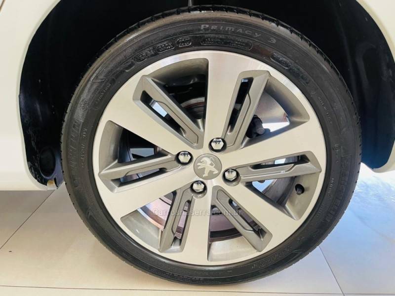 PEUGEOT - 308 - 2015/2016 - Branca - R$ 59.990,00