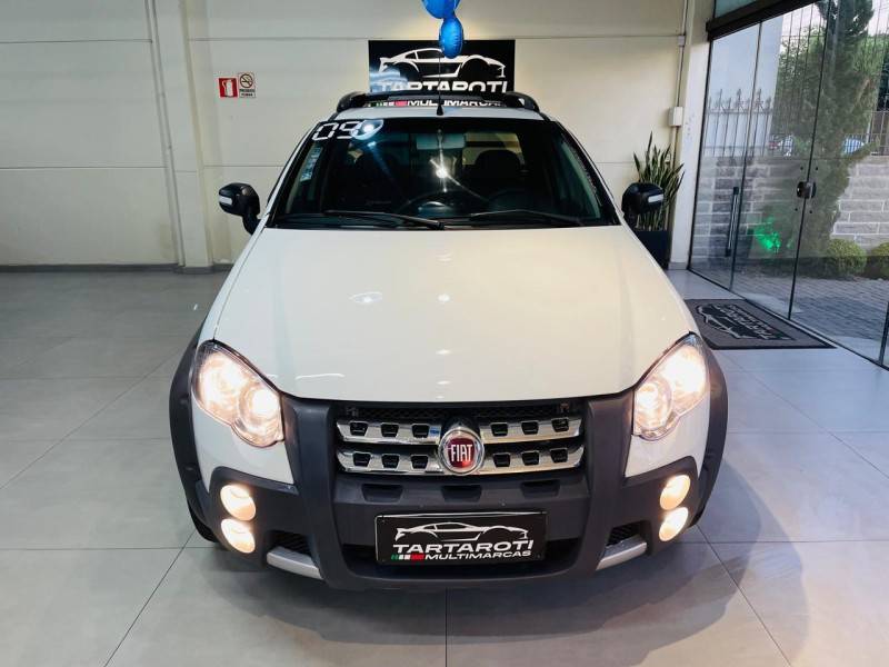 FIAT - STRADA - 2008/2009 - Branca - R$ 43.990,00