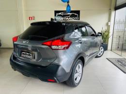 NISSAN - KICKS - 2020/2020 - Cinza - R$ 85.990,00