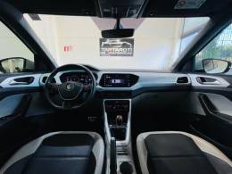 VOLKSWAGEN - T-CROSS - 2021/2021 - Branca - R$ 119.990,00