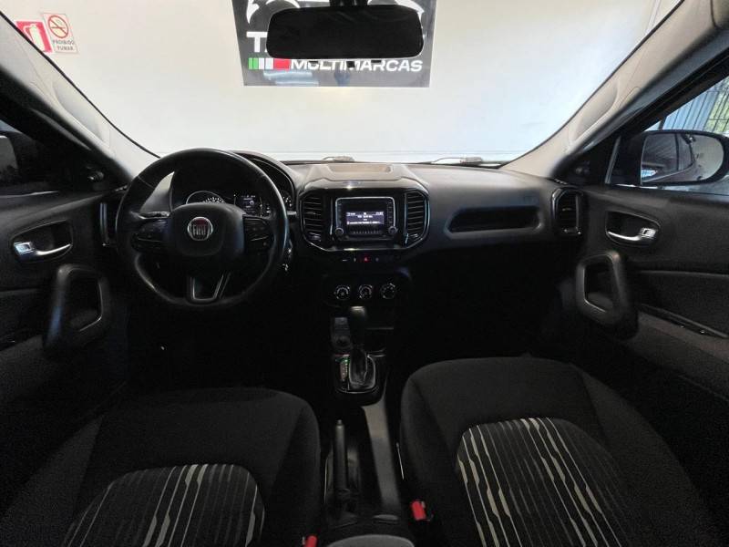 FIAT - TORO - 2017/2018 - Vermelha - R$ 87.990,00