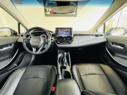 TOYOTA - COROLLA - 2023/2023 - Branca - R$ 132.990,00