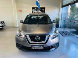 NISSAN - KICKS - 2020/2021 - Cinza - R$ 88.990,00