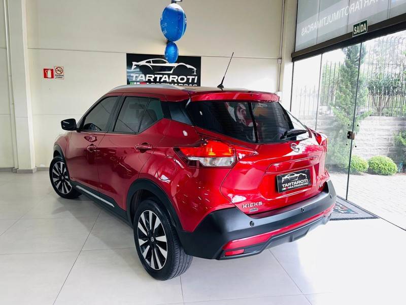 NISSAN - KICKS - 2019/2020 - Vermelha - R$ 91.990,00