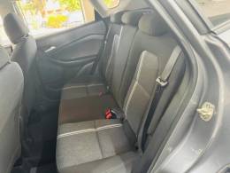 CHEVROLET - TRACKER - 2021/2022 - Cinza - R$ 103.990,00