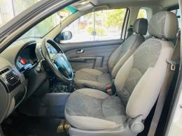 FIAT - STRADA - 2014/2015 - Branca - R$ 53.990,00