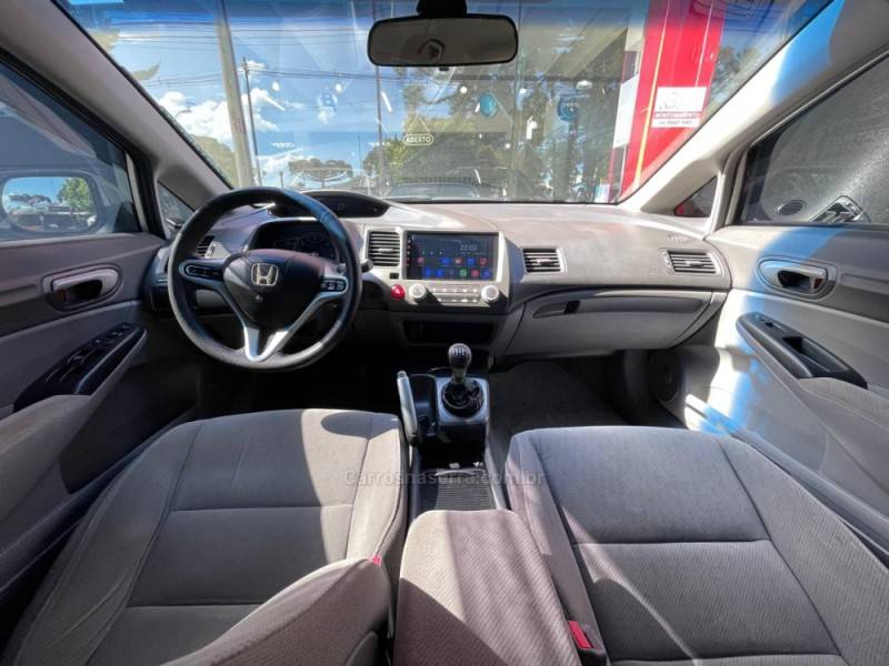 HONDA - CIVIC - 2010/2011 - Prata - R$ 54.990,00