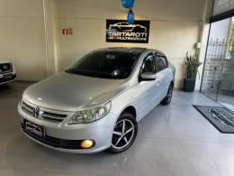VOLKSWAGEN - VOYAGE - 2011/2012 - Prata - R$ 31.990,00
