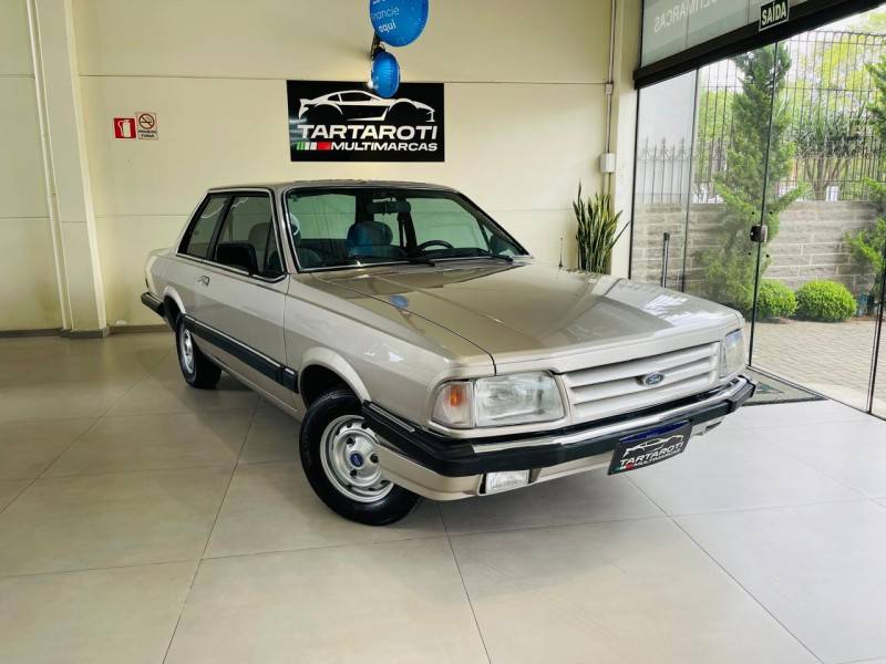 FORD - DEL REY - 1985/1986 - Prata - R$ 32.990,00