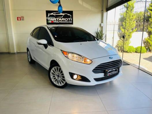 FORD - FIESTA - 2015/2015 - Branca - R$ 52.990,00