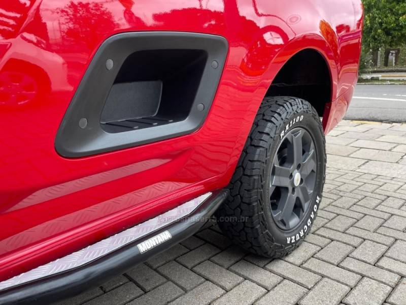 CHEVROLET - MONTANA - 2013/2013 - Vermelha - R$ 44.990,00
