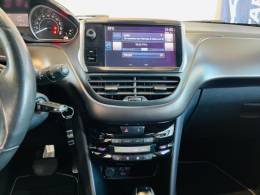 PEUGEOT - 2008 - 2016/2017 - Branca - R$ 61.990,00