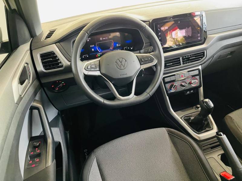 VOLKSWAGEN - T-CROSS - 2024/2025 - Branca - R$ 129.990,00