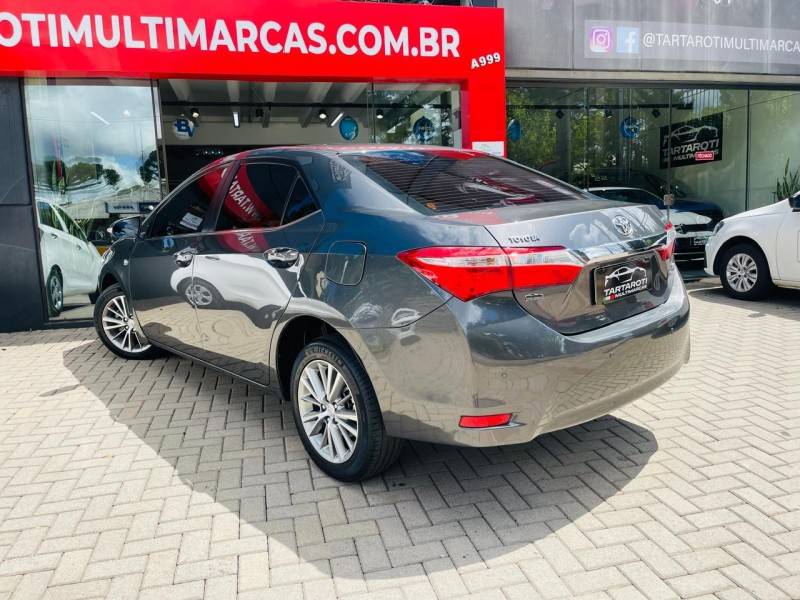 TOYOTA - COROLLA - 2015/2015 - Cinza - R$ 88.990,00