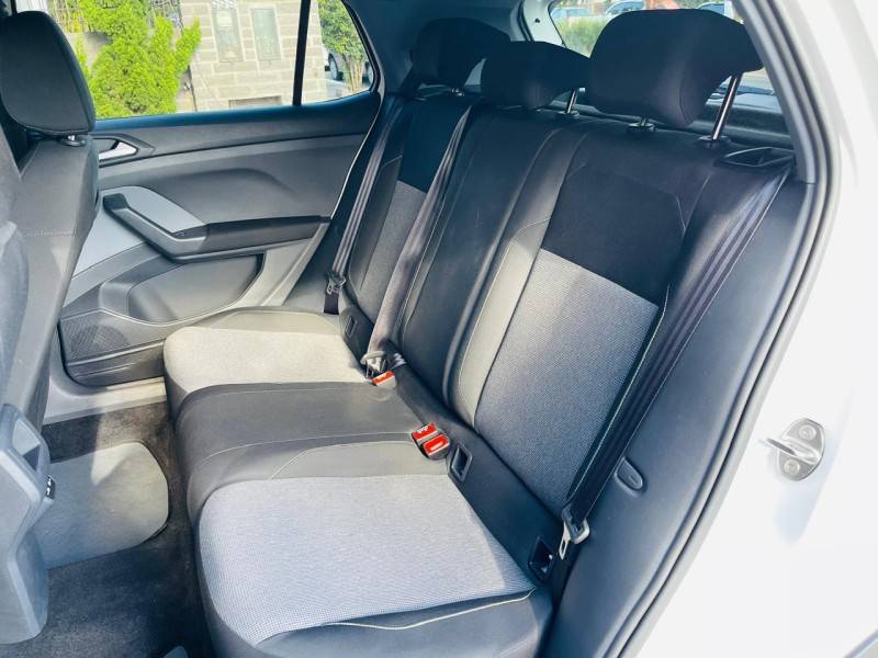 VOLKSWAGEN - T-CROSS - 2024/2025 - Branca - R$ 129.990,00