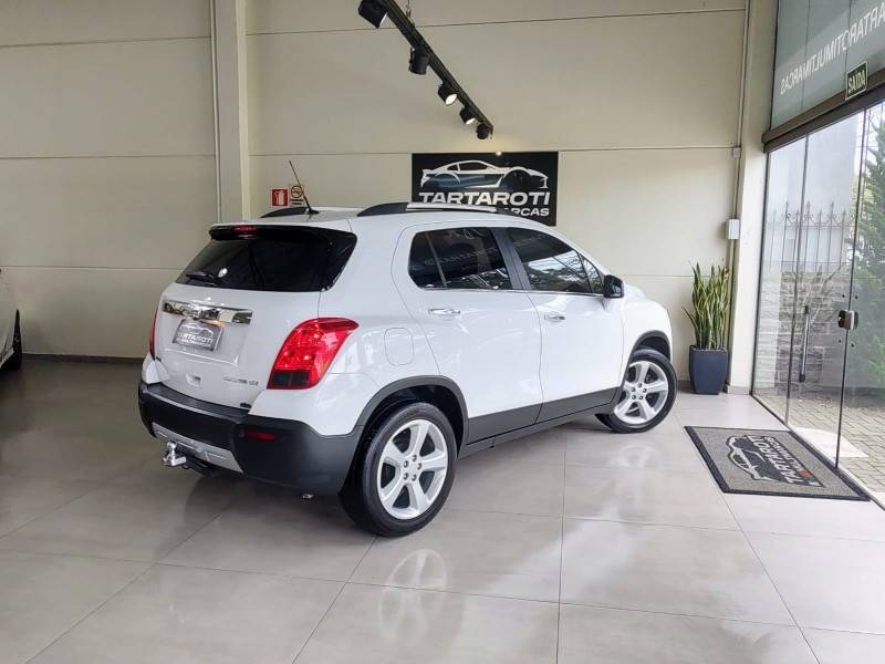 CHEVROLET - TRACKER - 2014/2015 - Branca - R$ 74.990,00