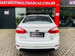 FORD - FIESTA - 2014/2015 - Branca - R$ 49.990,00