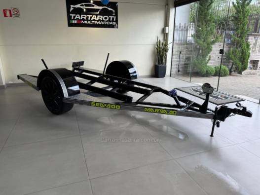 REBOQUES - FEDERAL JET - 2025/2025 - Preta - R$ 16.990,00
