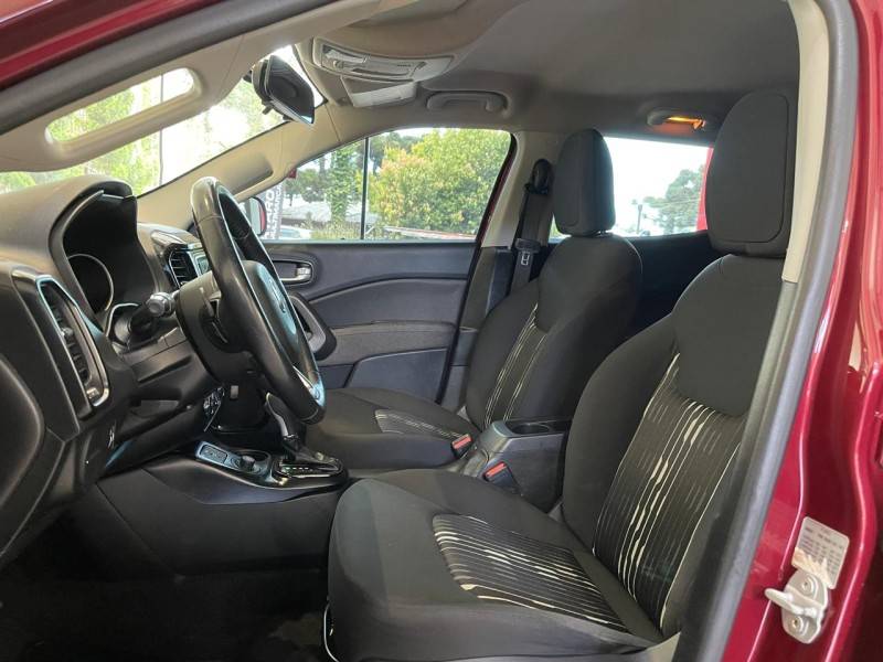 FIAT - TORO - 2017/2018 - Vermelha - R$ 87.990,00