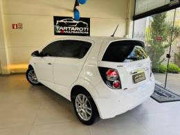CHEVROLET - SONIC - 2013/2013 - Branca - R$ 43.990,00