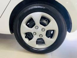 KIA MOTORS - PICANTO - 2015/2016 - Branca - R$ 44.990,00