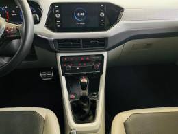 VOLKSWAGEN - T-CROSS - 2019/2020 - Preta - R$ 109.990,00
