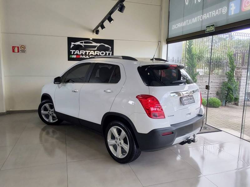 CHEVROLET - TRACKER - 2014/2015 - Branca - R$ 74.990,00