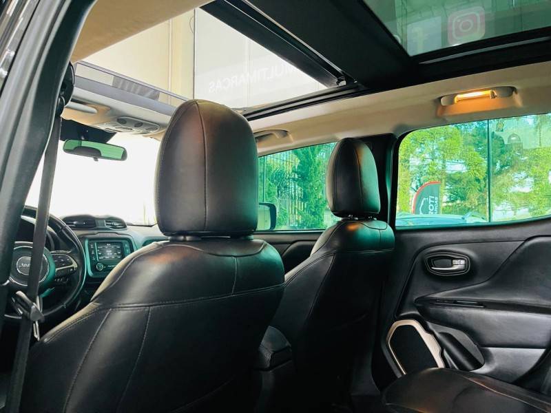 JEEP - RENEGADE - 2016/2016 - Preta - R$ 75.990,00