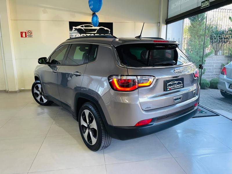 JEEP - COMPASS - 2016/2017 - Cinza - R$ 93.990,00
