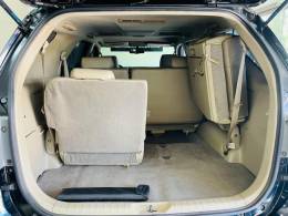 TOYOTA - HILUX SW4 - 2011/2012 - Preta - R$ 135.990,00