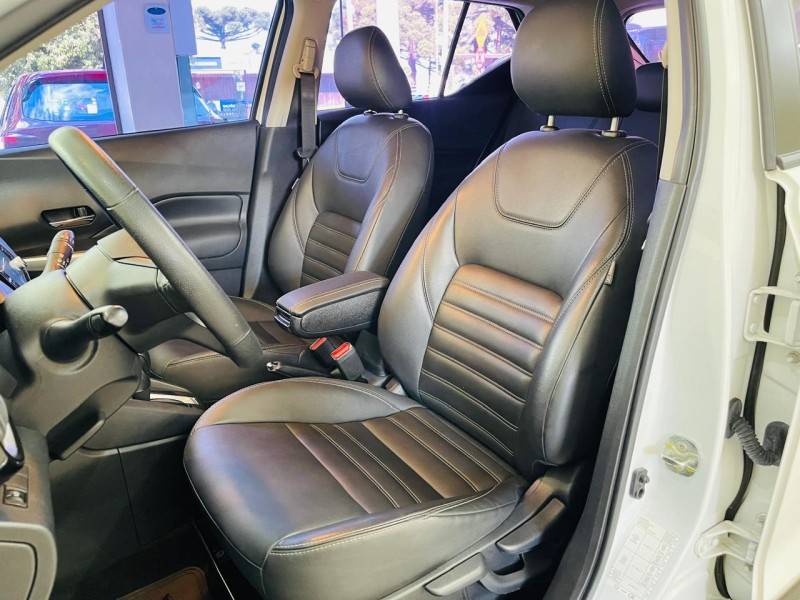 NISSAN - KICKS - 2022/2022 - Branca - R$ 104.990,00