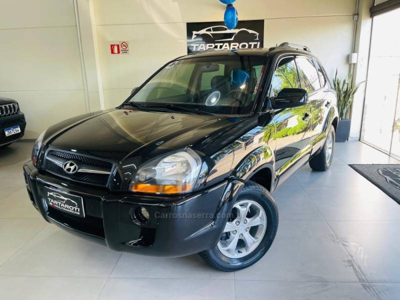 HYUNDAI - TUCSON - 2009/2010 - Preta - R$ 43.990,00