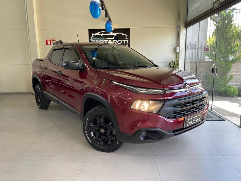 FIAT - TORO - 2017/2018 - Vermelha - R$ 87.990,00