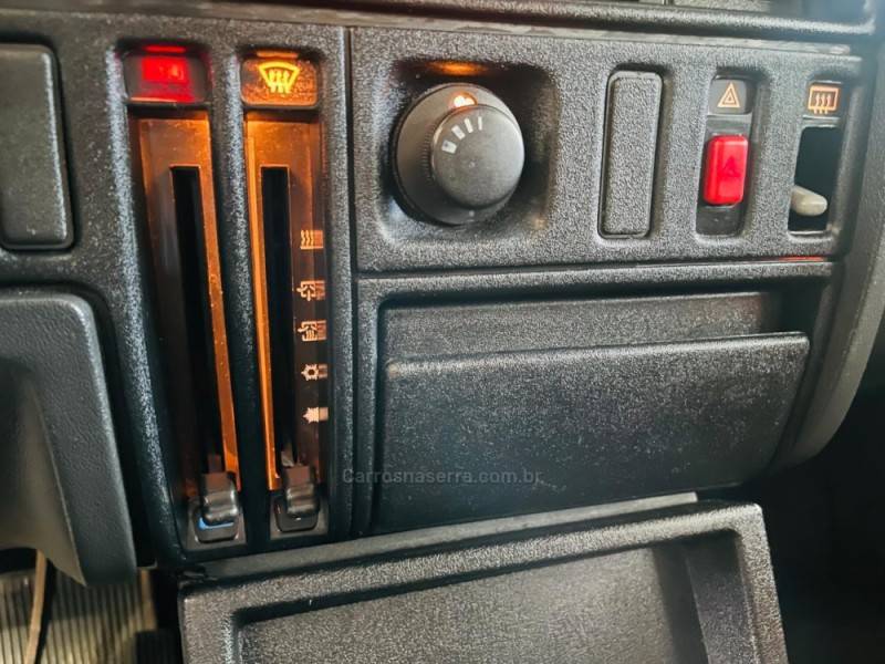 CHEVROLET - MONZA - 1991/1992 - Prata - R$ 16.990,00