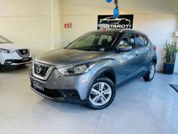 NISSAN - KICKS - 2020/2021 - Cinza - R$ 88.990,00