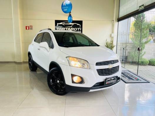 CHEVROLET - TRACKER - 2015/2015 - Branca - R$ 70.990,00