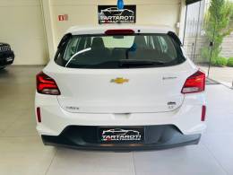 CHEVROLET - ONIX - 2021/2022 - Branca - R$ 79.990,00