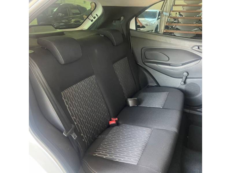 FORD - KA - 2014/2015 - Branca - R$ 38.990,00