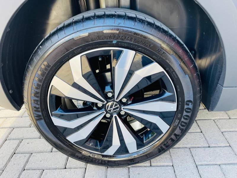 VOLKSWAGEN - T-CROSS - 2024/2025 - Branca - R$ 129.990,00