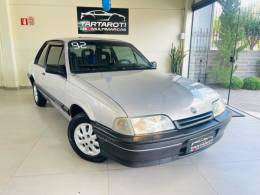CHEVROLET - MONZA - 1991/1992 - Prata - R$ 17.990,00