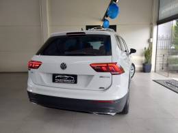 VOLKSWAGEN - TIGUAN - 2018/2018 - Branca - R$ 124.990,00