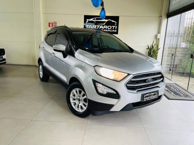 FORD - ECOSPORT - 2018/2019 - Prata - R$ 73.990,00