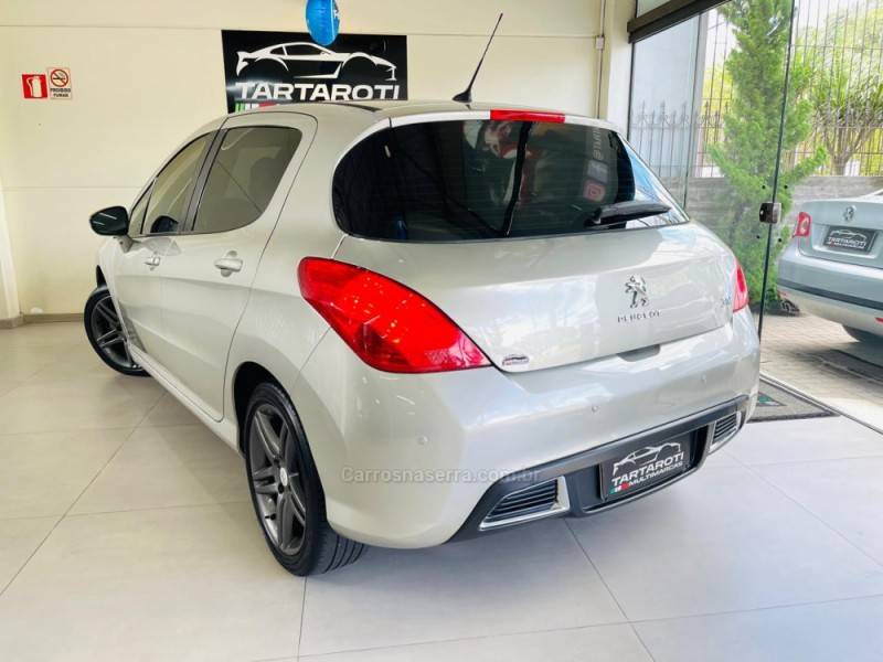 PEUGEOT - 308 - 2012/2013 - Prata - R$ 39.990,00