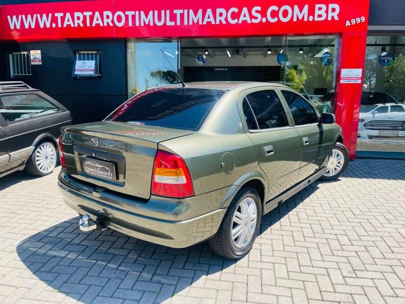 CHEVROLET - ASTRA - 2000/2000 - Cinza - R$ 19.990,00