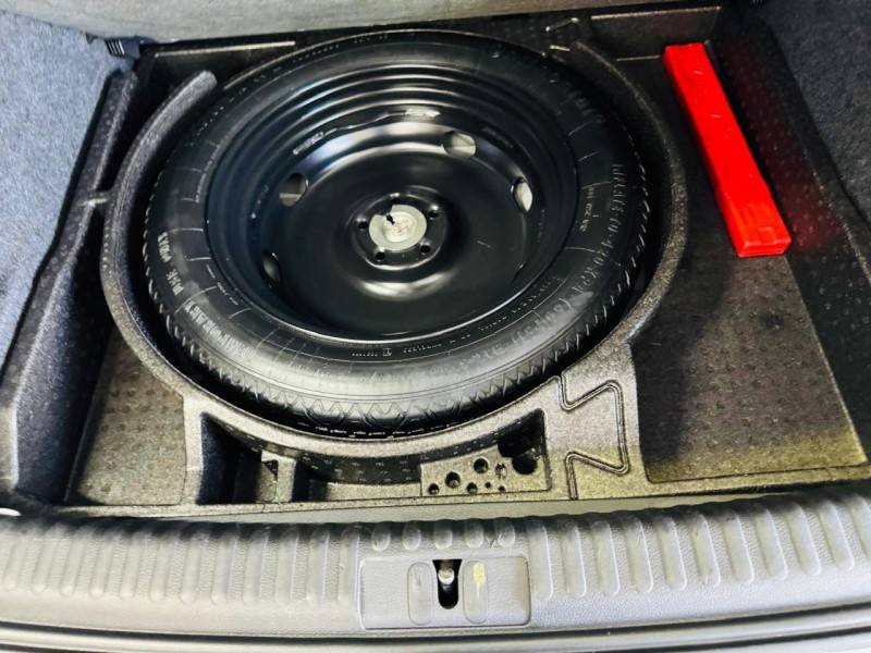 VOLKSWAGEN - TIGUAN - 2013/2014 - Branca - R$ 69.990,00